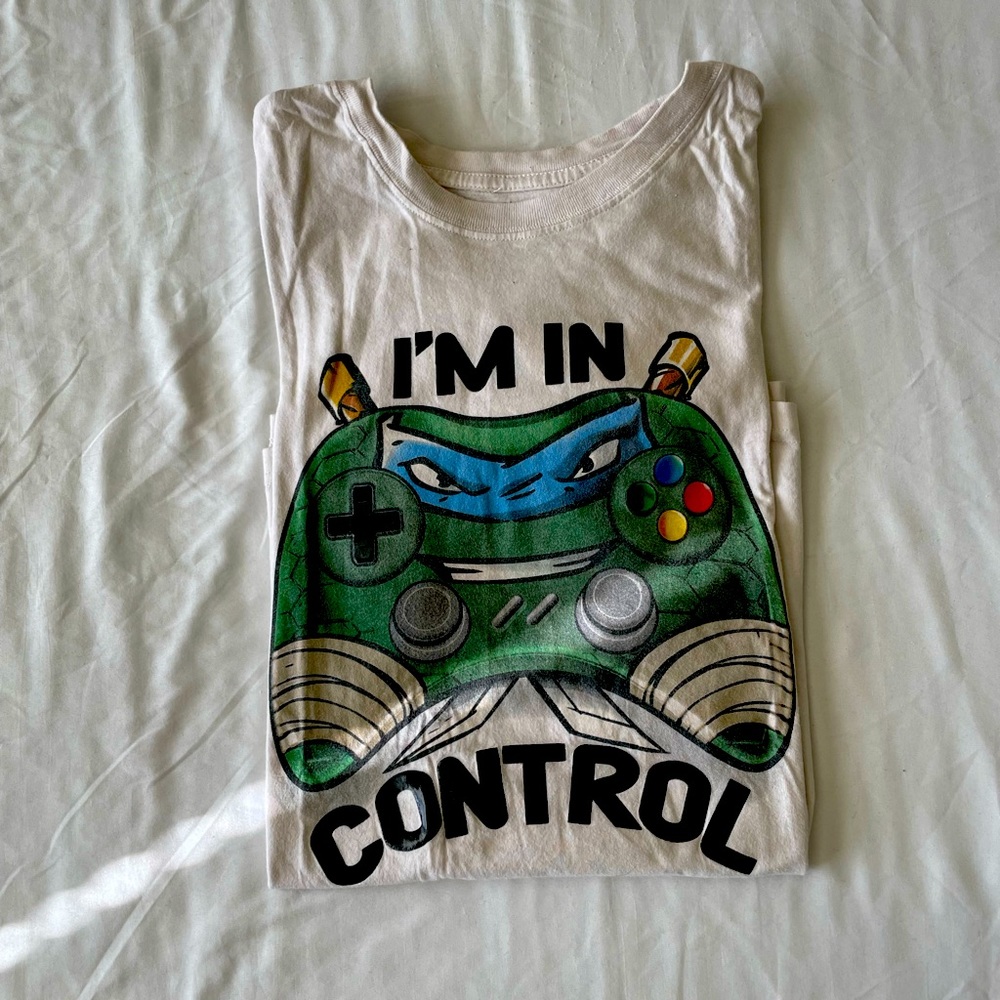 FUN NICKELODEON TMNT GAME CONTROLLER SHIRT